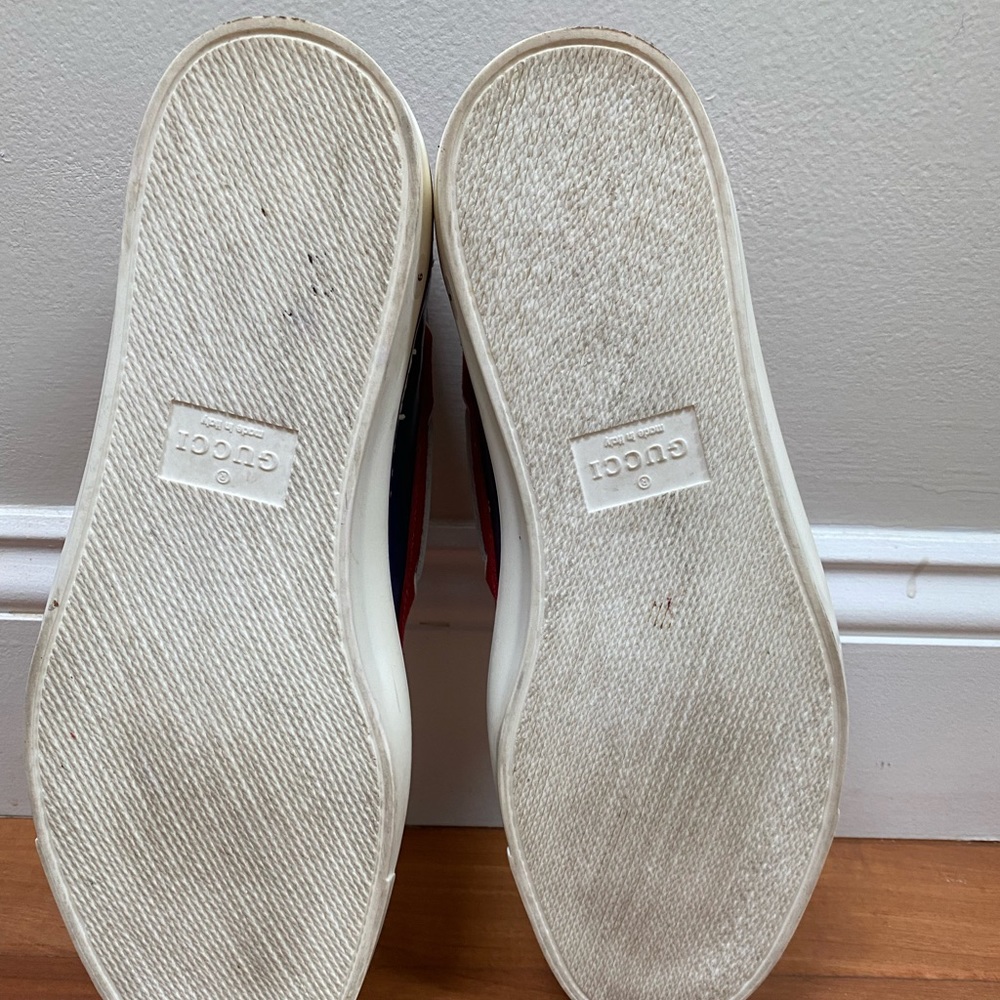 Authentic Gucci Shoes - Picture 6 of 6